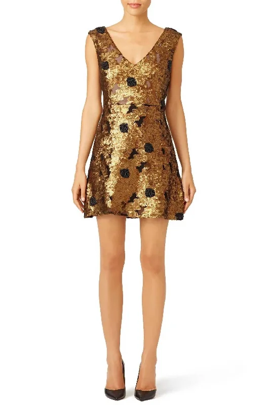 Cleopatra Dress In Gold Chic Women's Outfit