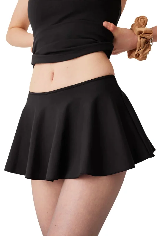 Star Low Rise Skort In Black Women's Evening Clothing