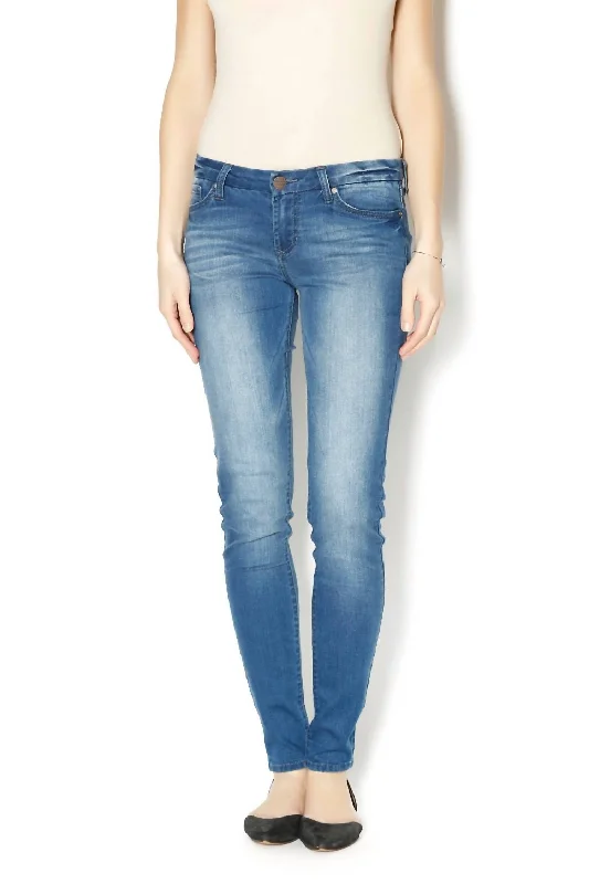 Metro Skinny Jeans In Bubble Gum Women's Casual Garments