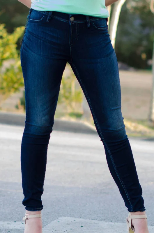 Suki Jegging In Denim Women's Activewear Garments