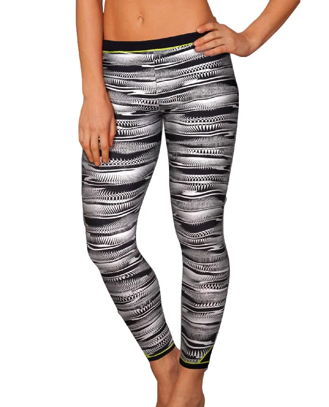 Women's Swim Leggings In Powerline Trendy Outfits For Ladies