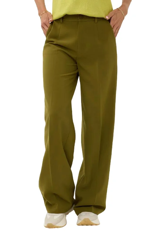 Wide Leg Pant In Green Casual Outfit For Women